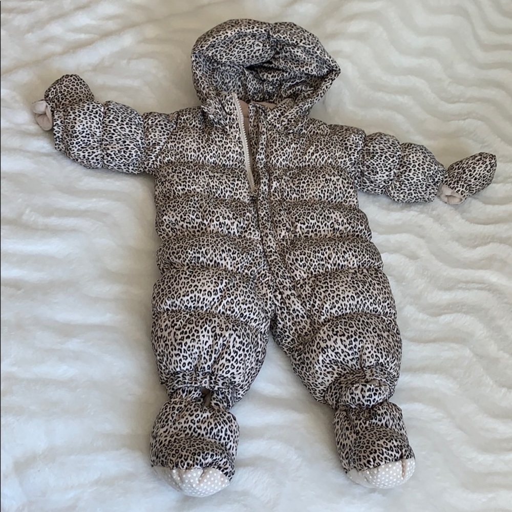 BabyGap Cheetah Print Snowsuit 0-6months